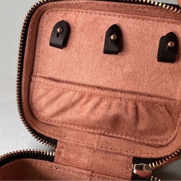 Kate Spade Staci Saffiano Leather Travel Jewelry Box, Black NWT - Picture 6 of 9